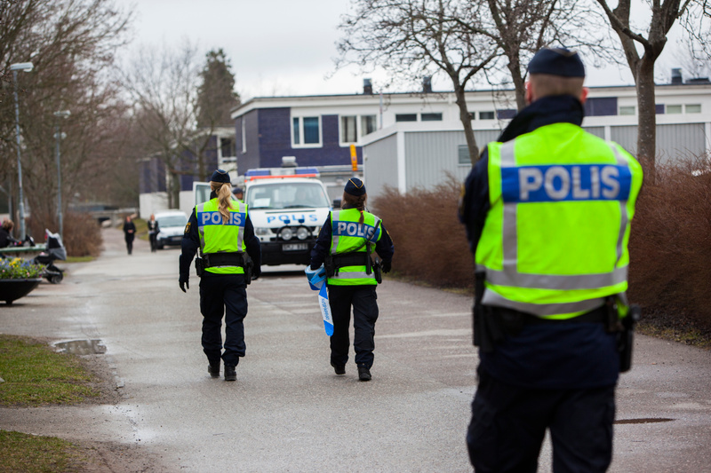 Polisinsats i Råsunda efter lägenhetsbråk
